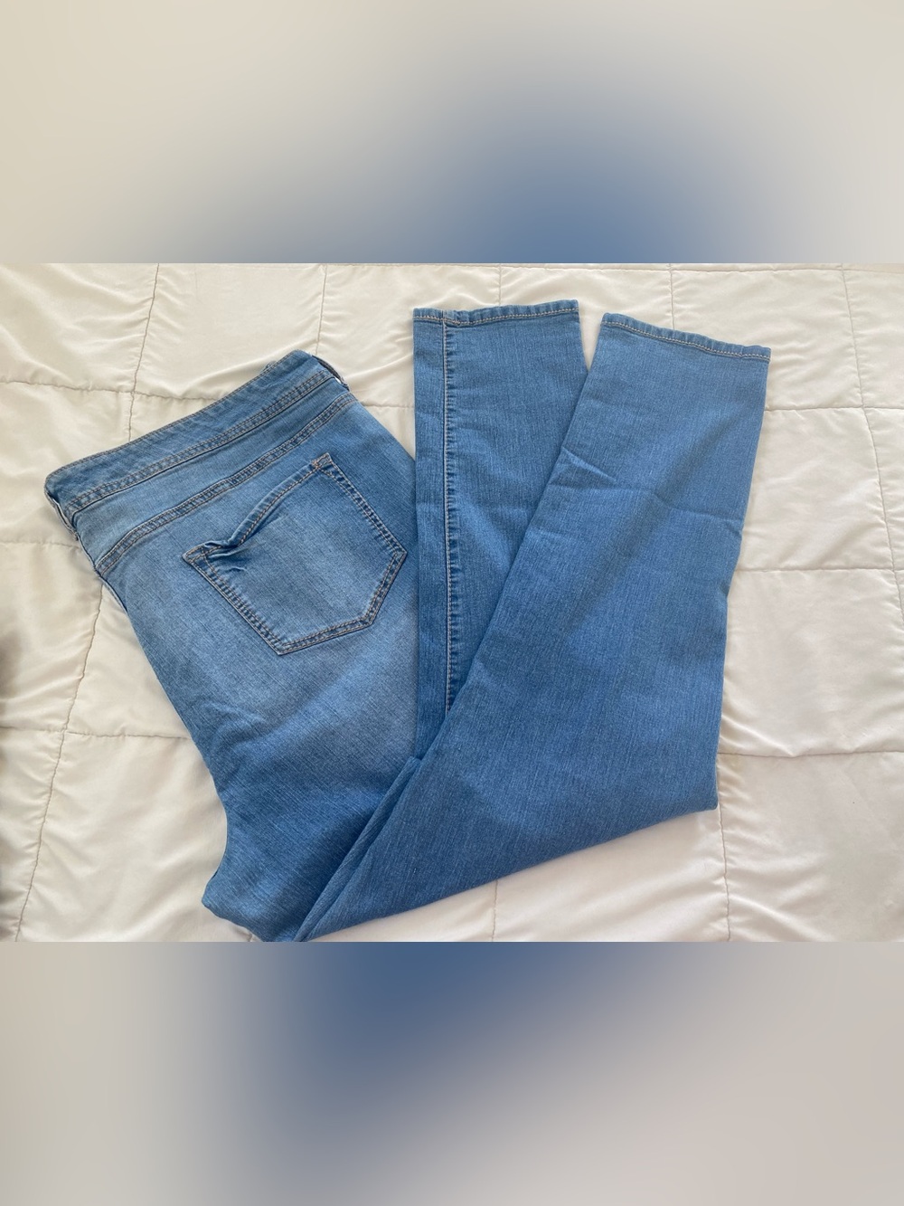 Maurices Women's Boot Cut Jeans in Light Blue Wash